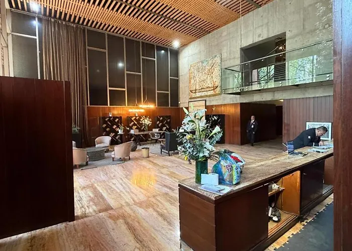 The Reforma 27 Grand Apartment